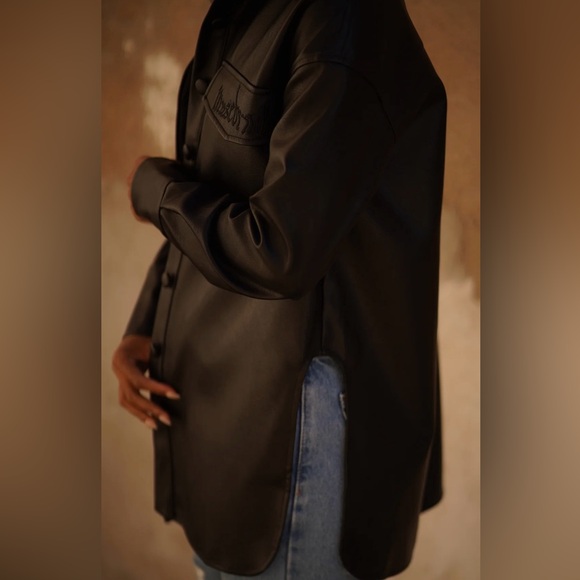 Shirt - Picture 6 of 7